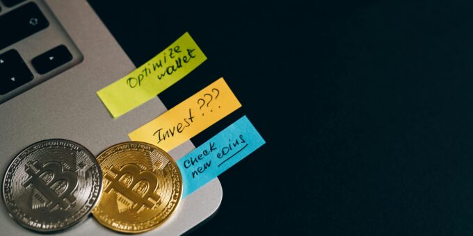 Invest for Retirement and Minimize Risk