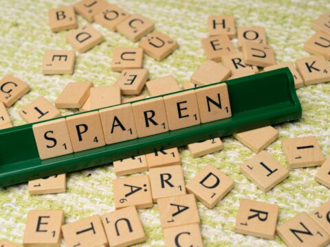 How to Save Money on Daily Expenses